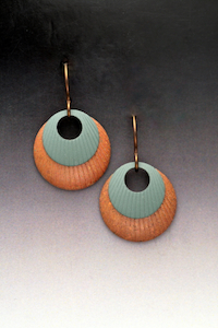 Click to view detail for MB-E445GO Earrings, Full Moon Green/Orange $48